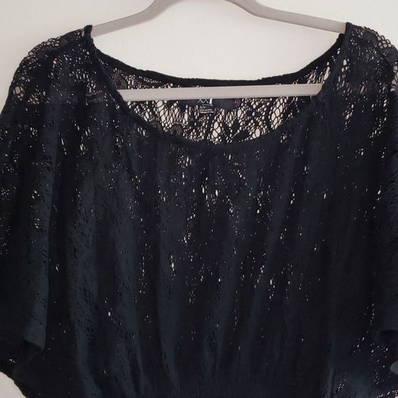 𝅺forever 21 Lace Butterfly Sleeve Black Top - Picture 4 of 6